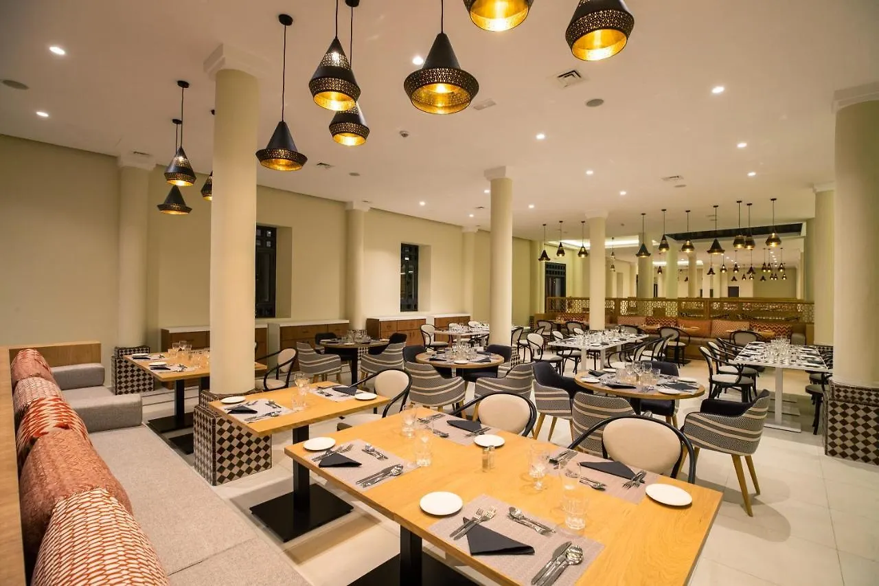 Отель Sol Oasis Marrakech Ouahat Sidi Brahim 4*,